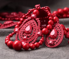 女人飾界 歐美風與民族韻的時尚邂逅